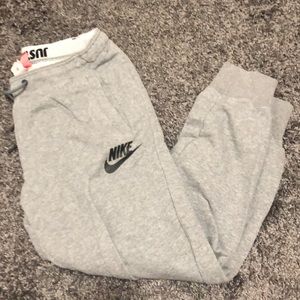 Nike joggers